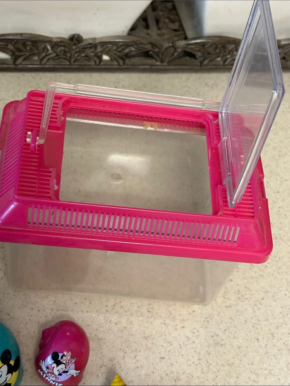Disney Hermit Crab habitat - Blue & Pink Character Snail Shell homes
